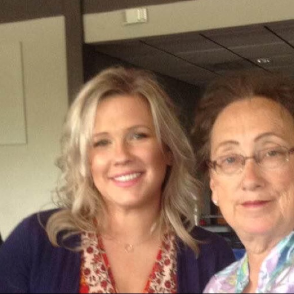 Meet your Posher, Deborah - Picture 1 of 1